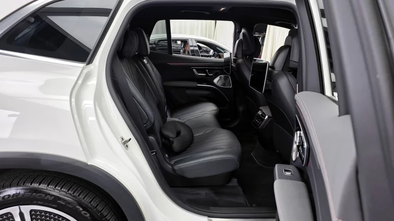 Mercedes-Benz EQS SUV