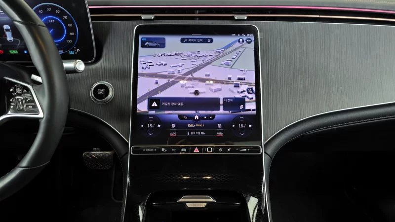 Mercedes-Benz EQS SUV