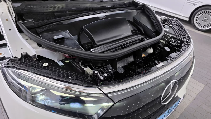 Mercedes-Benz EQS SUV