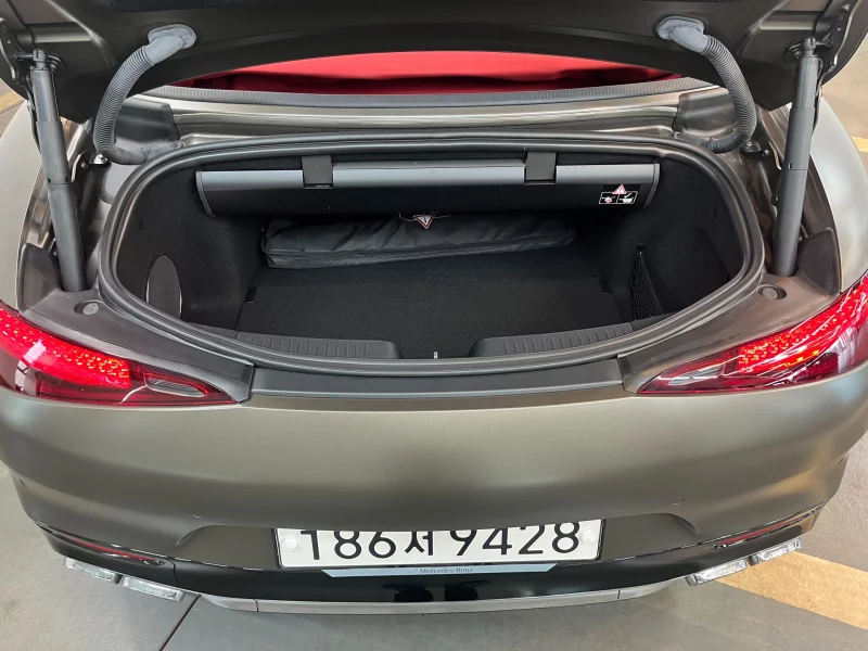 Mercedes-Benz SL-Class