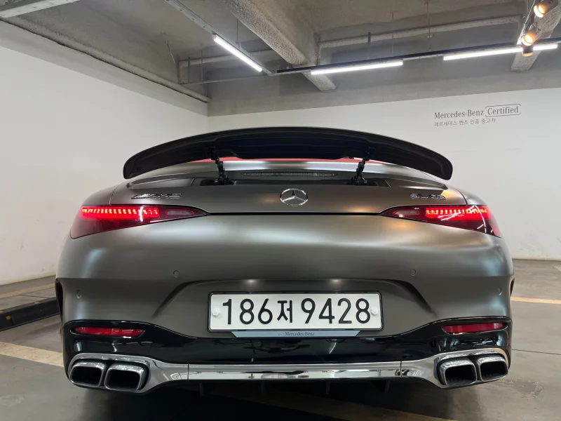 Mercedes-Benz SL-Class