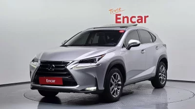 Lexus NX200t