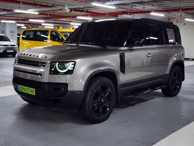 Land Rover DEFENDER