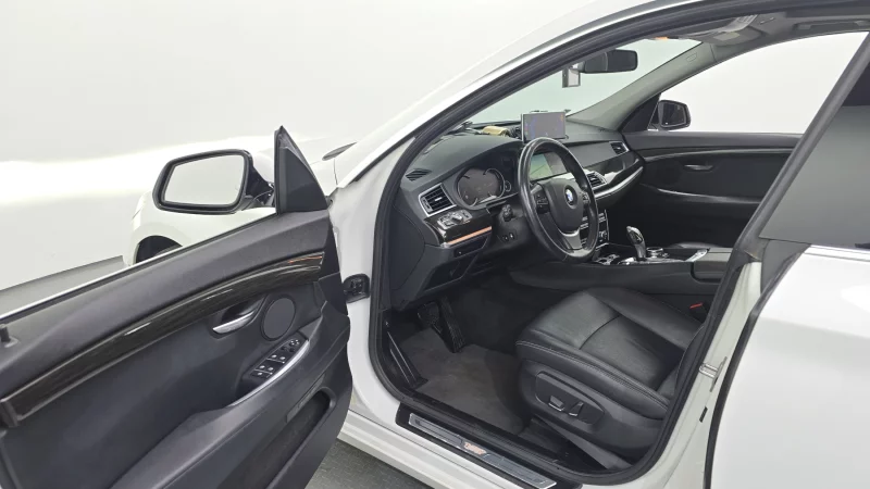 BMW 5-Series Gran Turismo