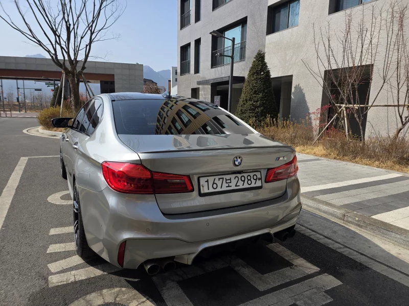 BMW M5