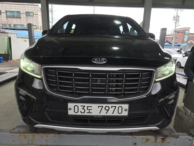 Kia Carnival