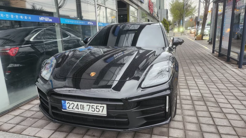 Porsche PANAMERA