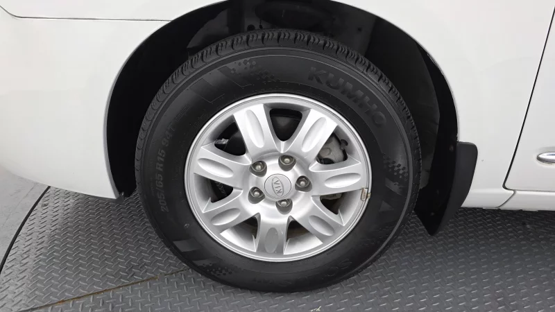 Kia Carens