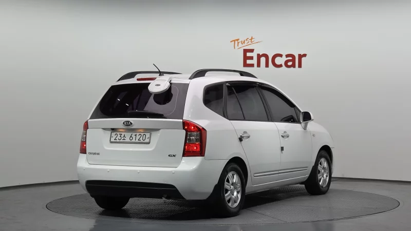 Kia Carens