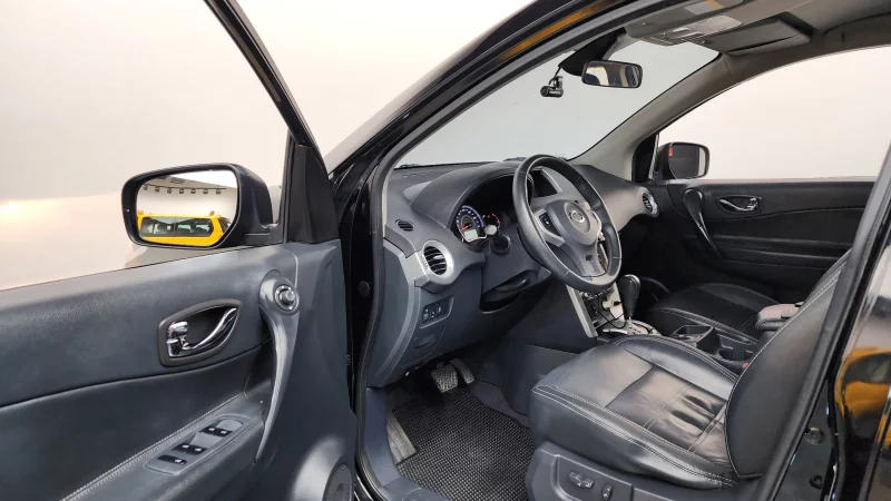 Renault QM5