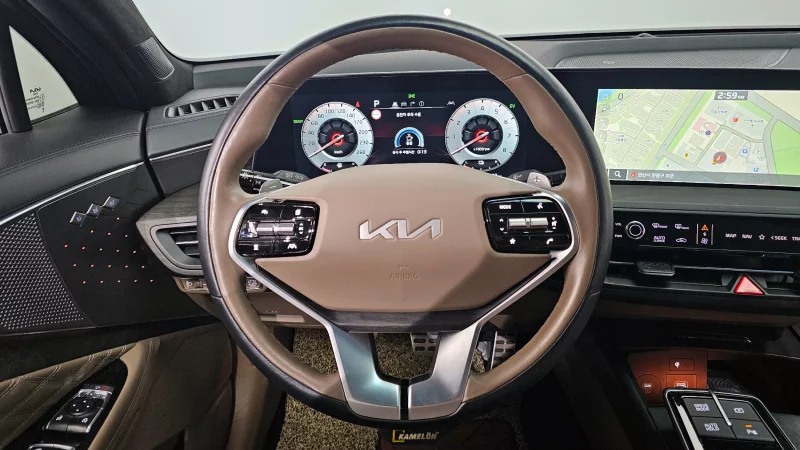 Kia K8