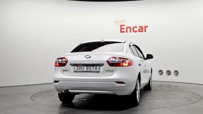 Renault SM3