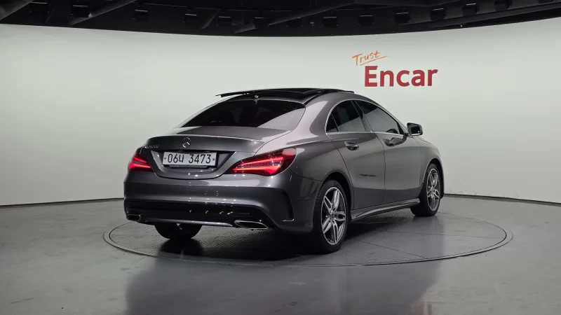 Mercedes-Benz CLA-Class