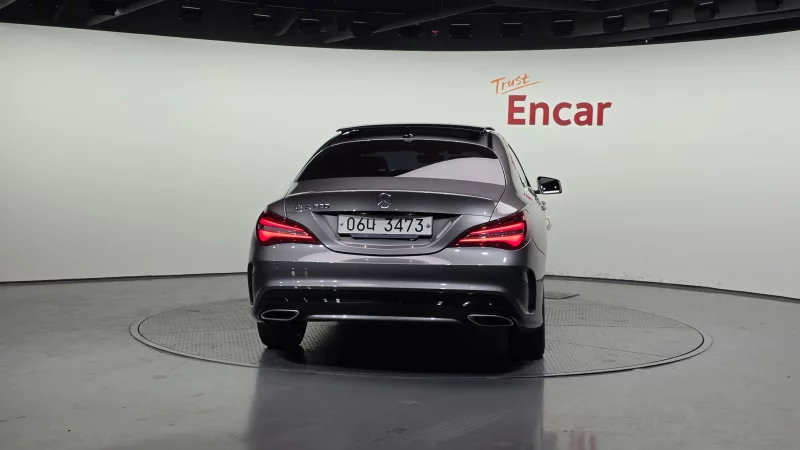 Mercedes-Benz CLA-Class