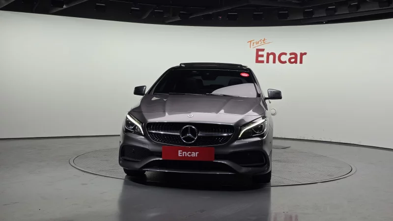 Mercedes-Benz CLA-Class