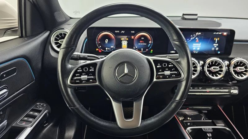 Mercedes-Benz GLB-Class