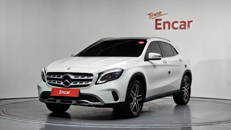Mercedes-Benz GLA-Class