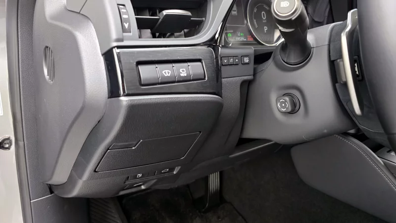 Lexus ES300h