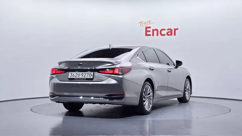 Lexus ES300h