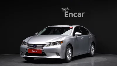 Lexus ES300h