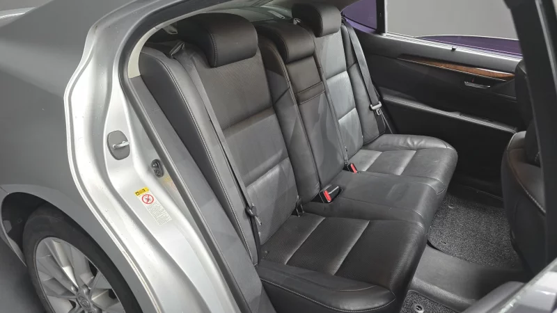 Lexus ES300h