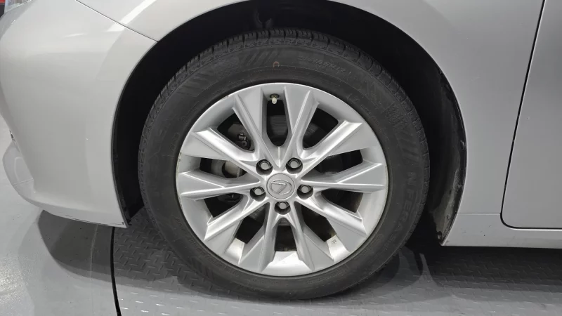 Lexus ES300h