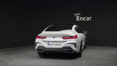 BMW 8-Series