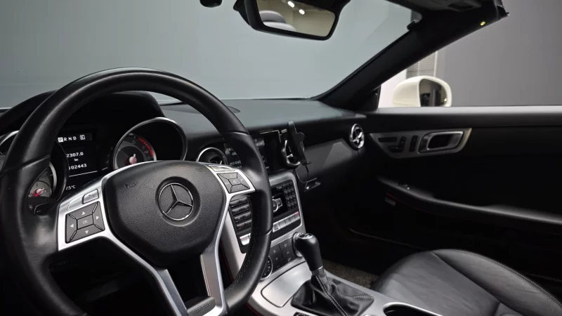 Mercedes-Benz SLK-Class