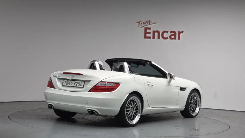 Mercedes-Benz SLK-Class