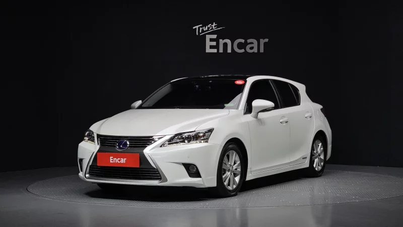 Lexus CT200h