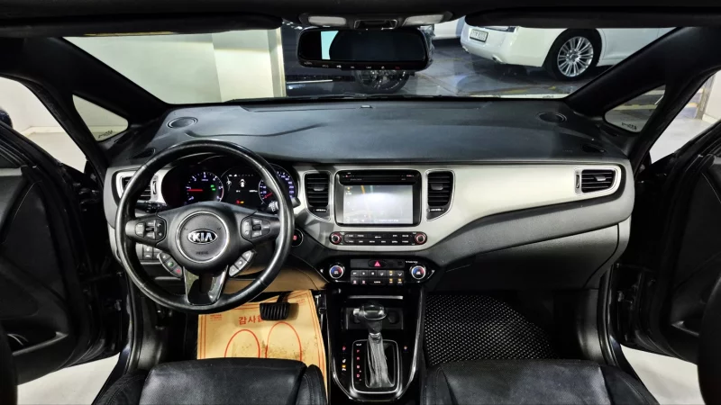 Kia Carens