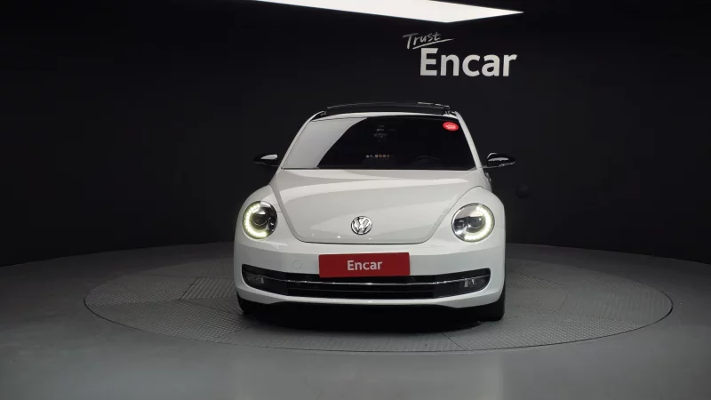 Volkswagen BEETLE