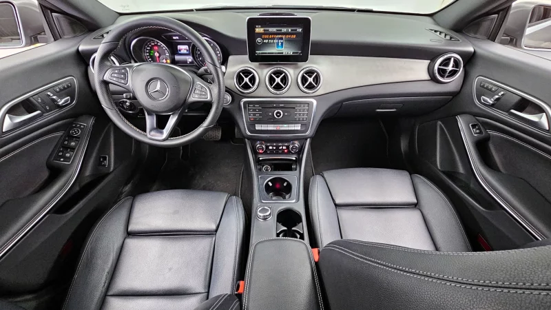 Mercedes-Benz CLA-Class