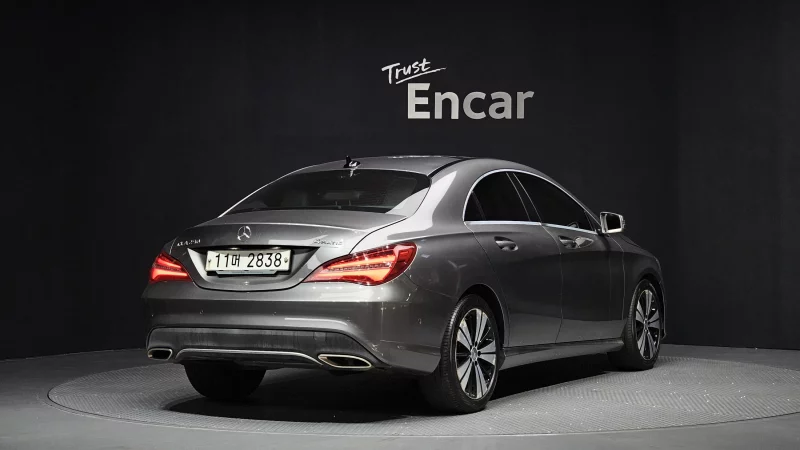 Mercedes-Benz CLA-Class