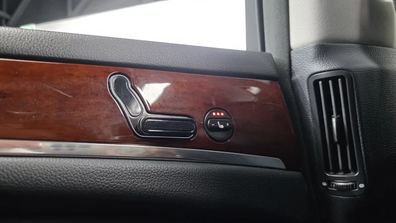 SsangYong Chairman W