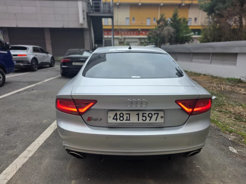 Audi A7