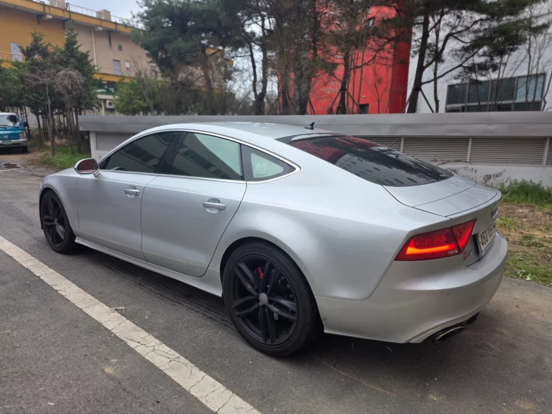 Audi A7
