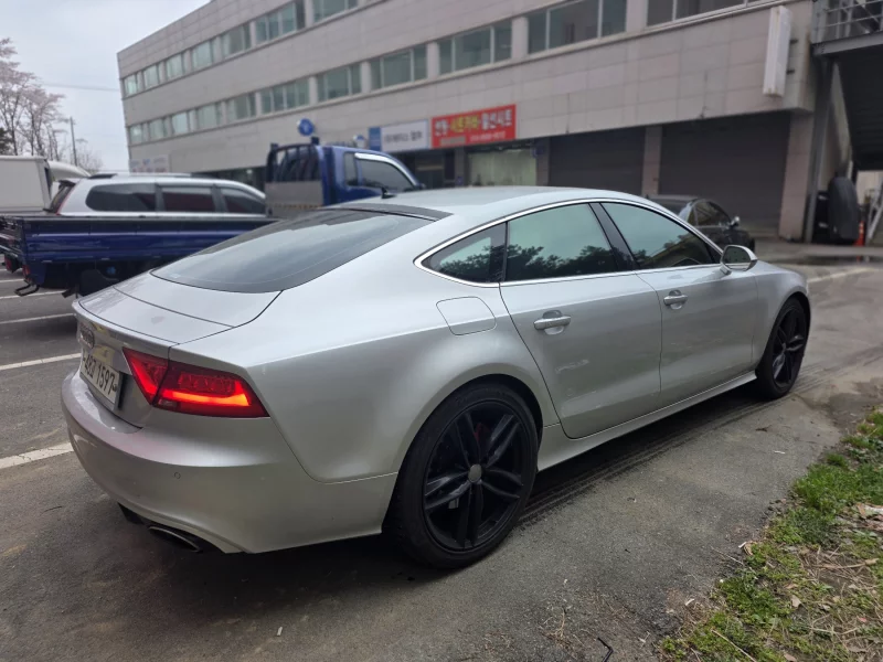Audi A7