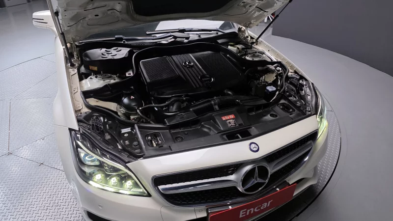 Mercedes-Benz CLS-Class