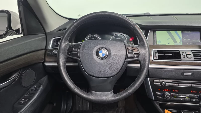 BMW 5-Series Gran Turismo