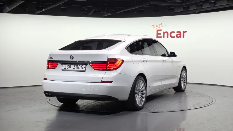 BMW 5-Series Gran Turismo