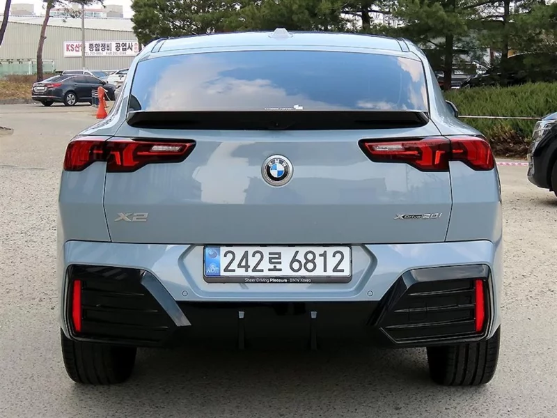 BMW X2