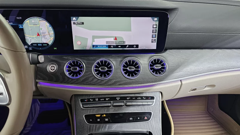 Mercedes-Benz CLS-Class