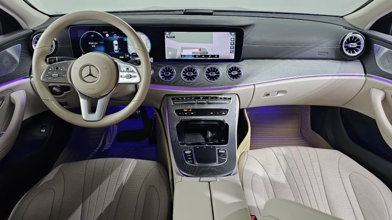Mercedes-Benz CLS-Class