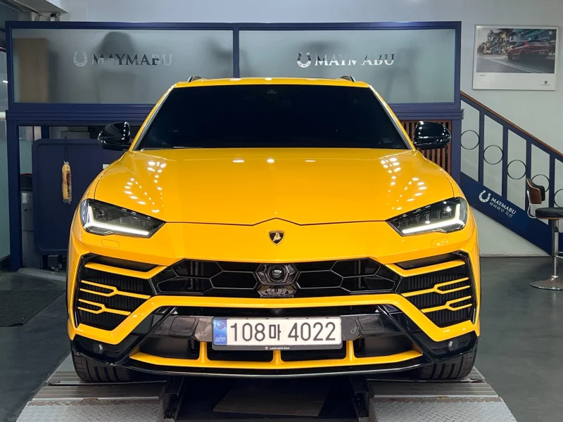Lamborghini URUS