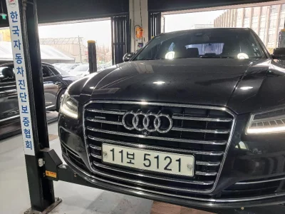 Audi A8