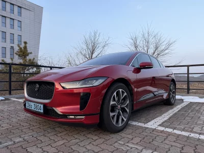 Jaguar I-PACE