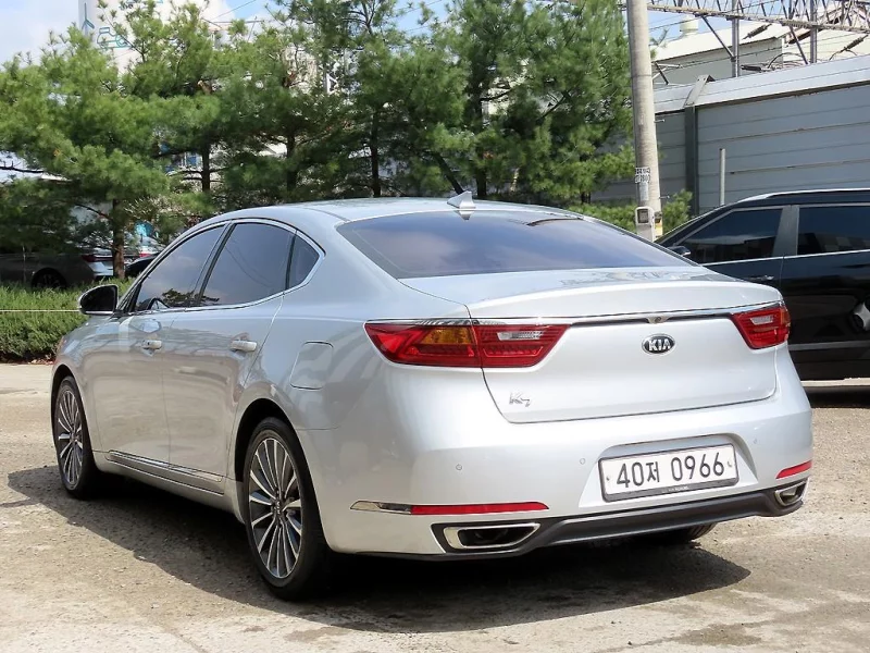 Kia K7