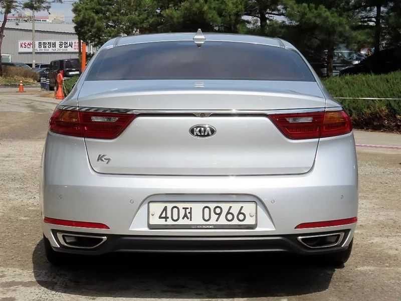 Kia K7