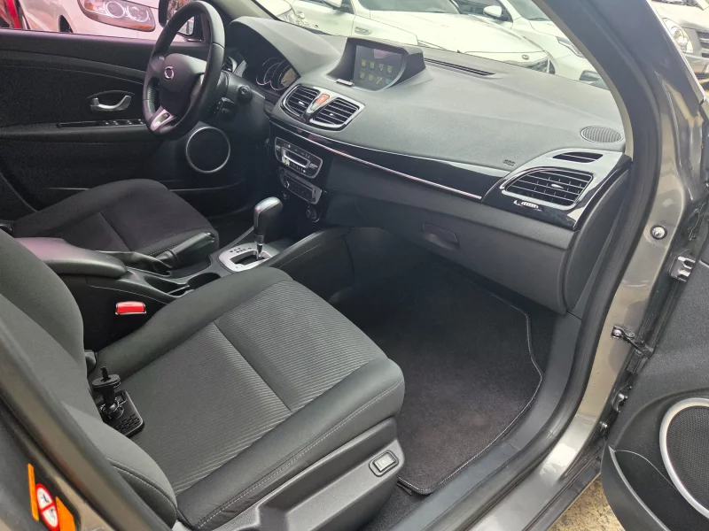 Renault SM3